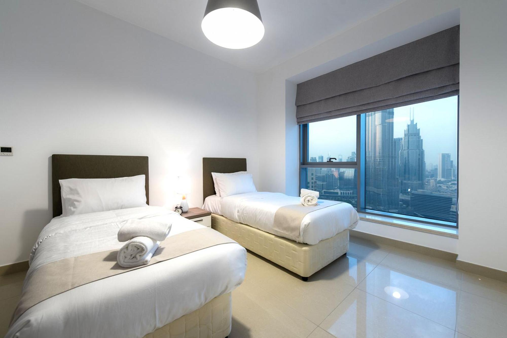 Spectacular Burj Khalifa View 2Br 29 Boulevard Tower 2 دبي المظهر الخارجي الصورة
